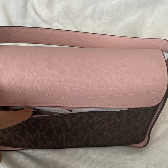 Michael Kors Purse - Picture 4 of 12